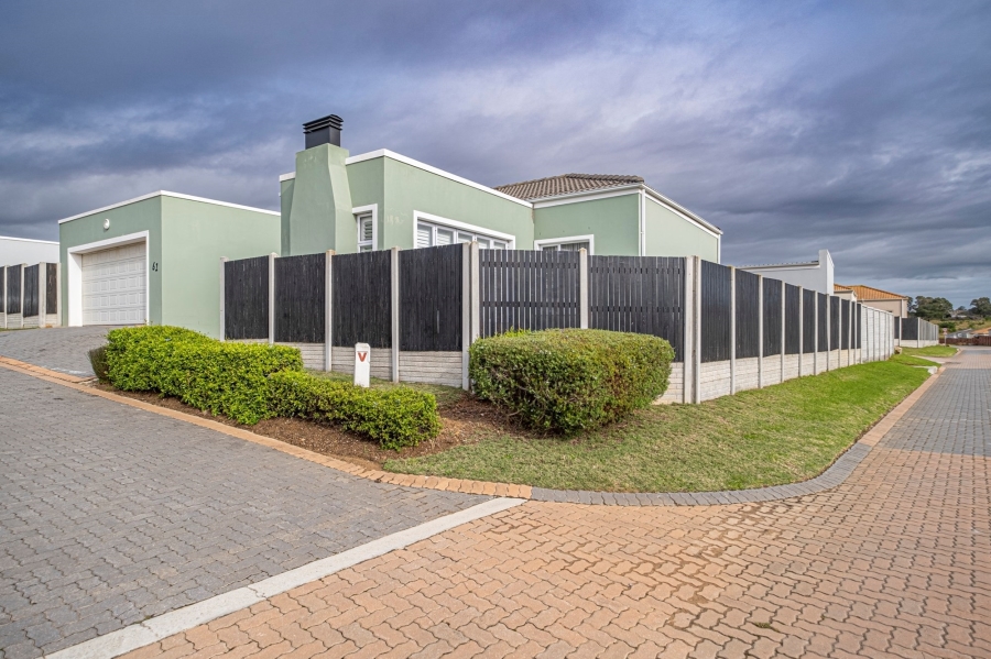 3 Bedroom Property for Sale in Westbrook Eastern Cape